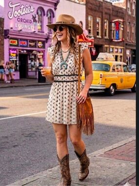 Chelsea & Violet Rodeo Horse Print Ruffle Mini Dress XS EUC